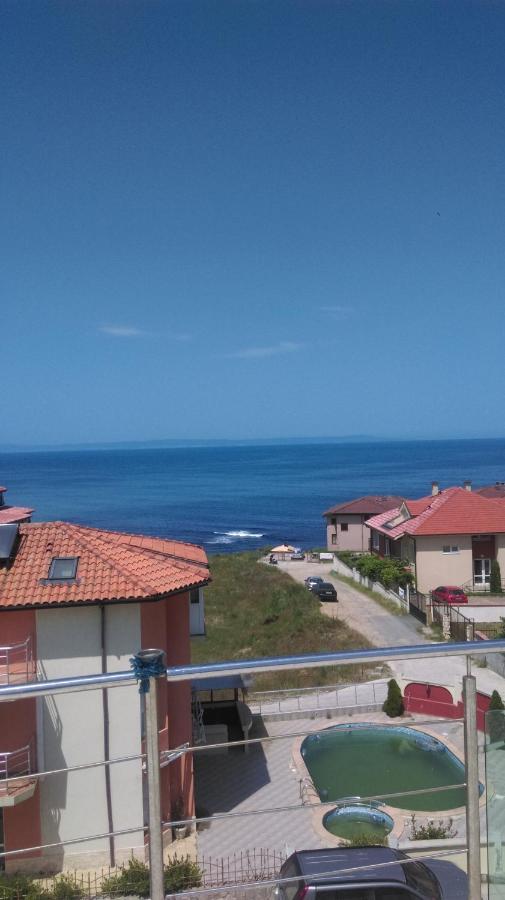 Family Hotel Coral Sosopol Exterior foto