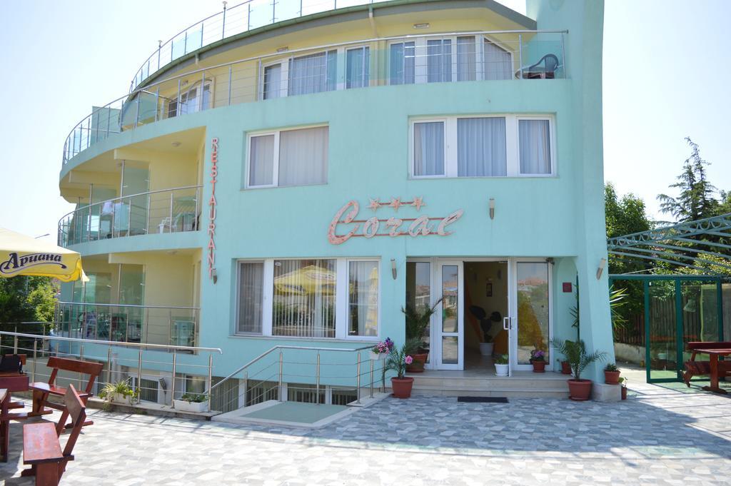 Family Hotel Coral Sosopol Exterior foto