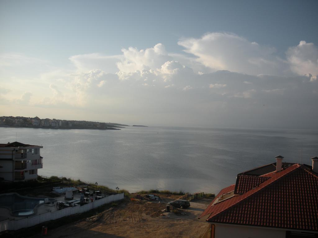Family Hotel Coral Sosopol Exterior foto