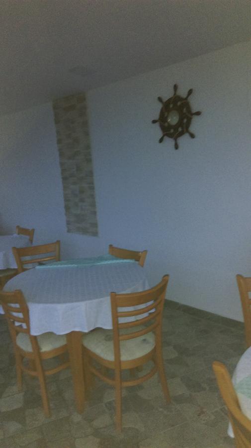 Family Hotel Coral Sosopol Exterior foto